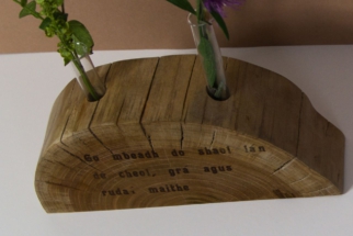 Holzvase3 von oben Detail