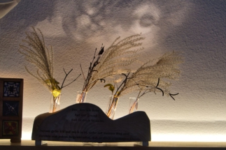 Holzvase4 Dunkel mit Beleuchtung